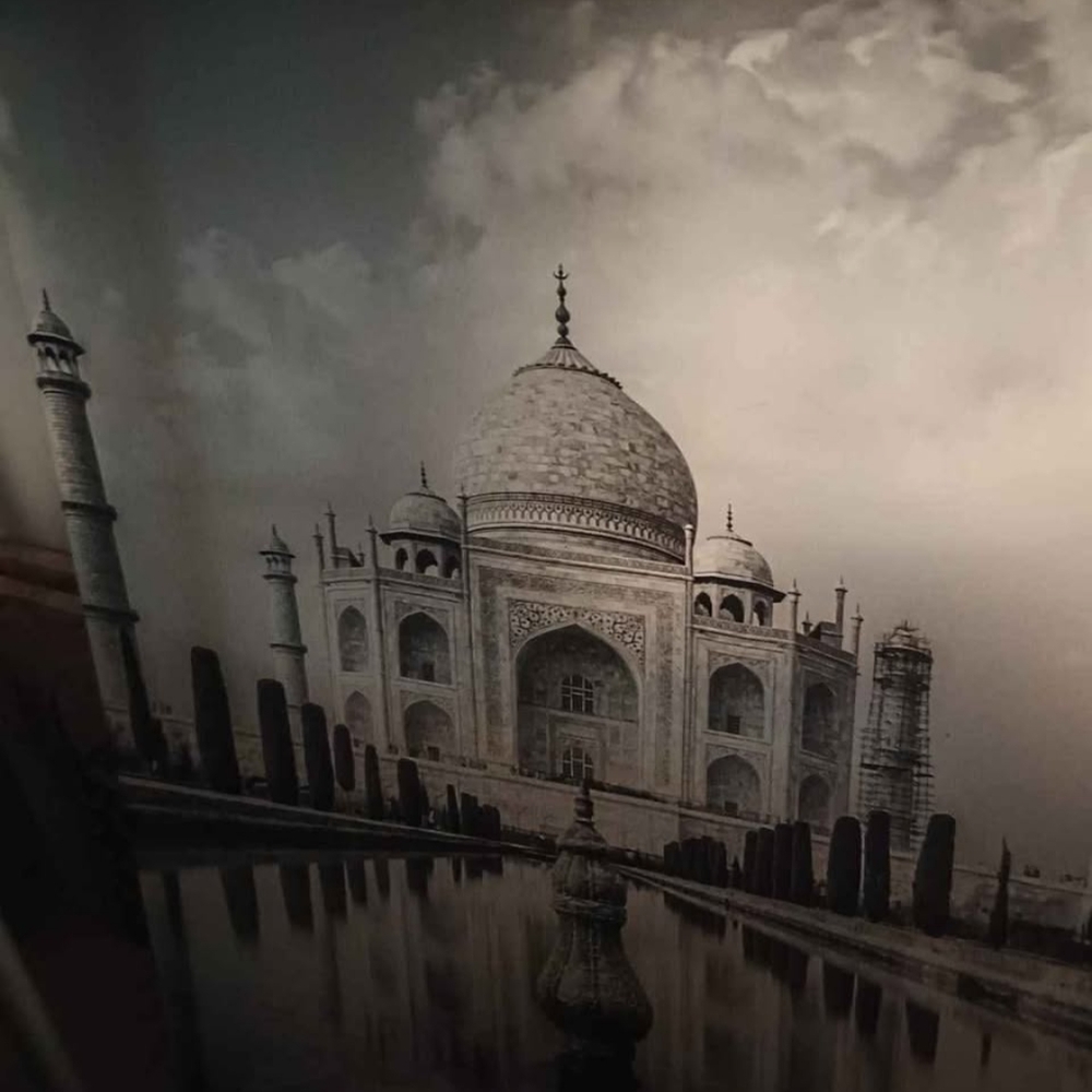 Black and White Taj Mahal Wall Art